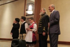 muvesz-est-szinpadon-in