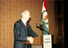 HA-Photos-J-1987-036