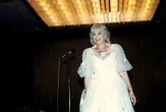 HA-Photos-J-1987-185