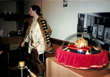 HA-Photos-L-1988-010