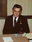 HA-Photos-Seperate-IV-Box-small-246