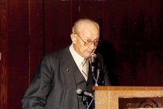 HA-Photos-Seperate-IV-Box-small-372